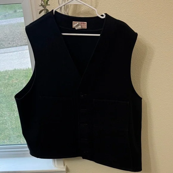 C.C. Filson Company Seattle Black Button-Up Utility Vest - Picture 3 of 3